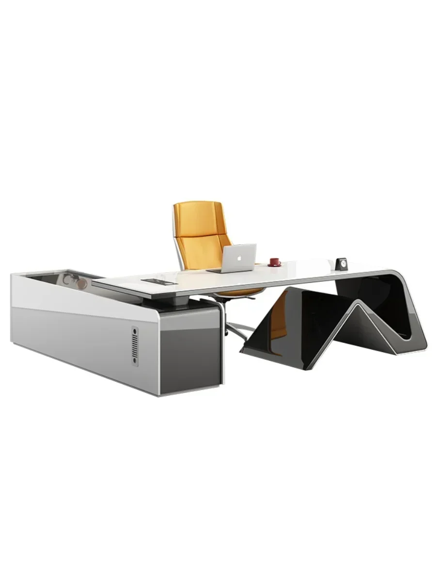 Office Technology Administration - مكتب إداري فاخر بتصميم إبداعي مع