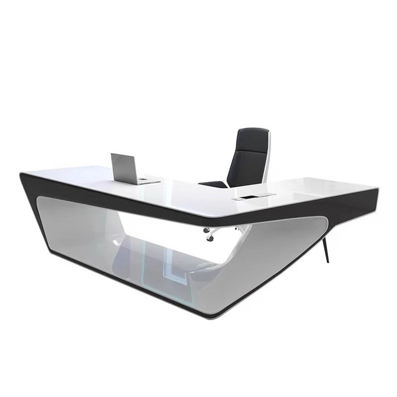 طاولة مكتب بتصميم عصري للمدير  - مراجعة Office Management Technology وسعره